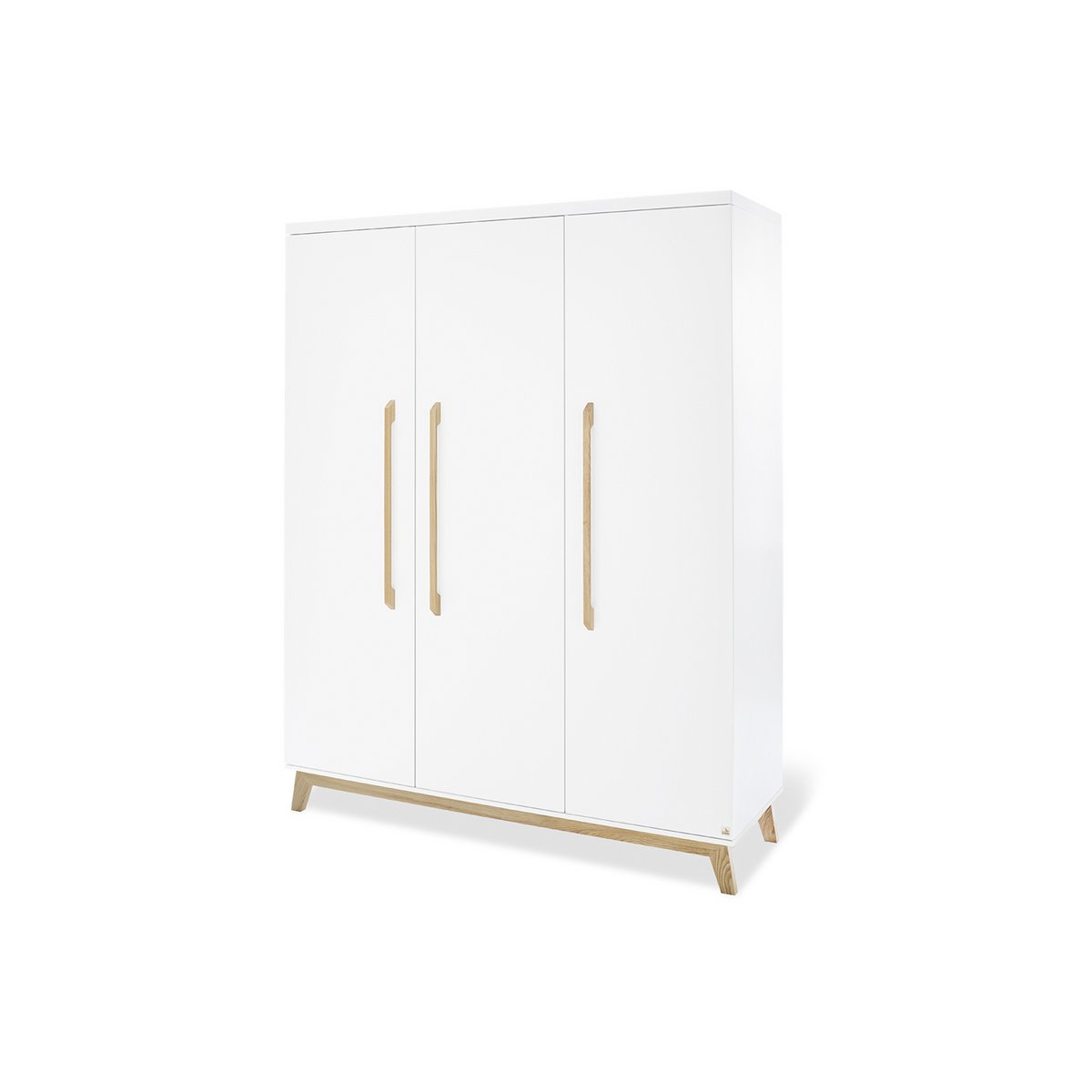 Nursery 'Riva' wide large
3 parts: cot, wide dresser, large wardrobe