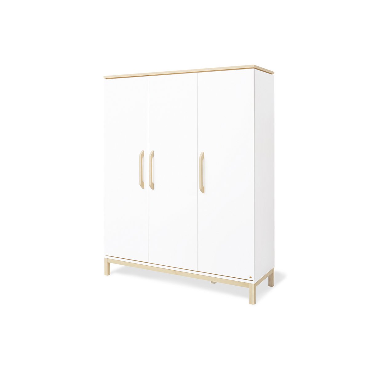 Nursery 'Light' wide large
3 parts: cot, wide dresser, large wardrobe