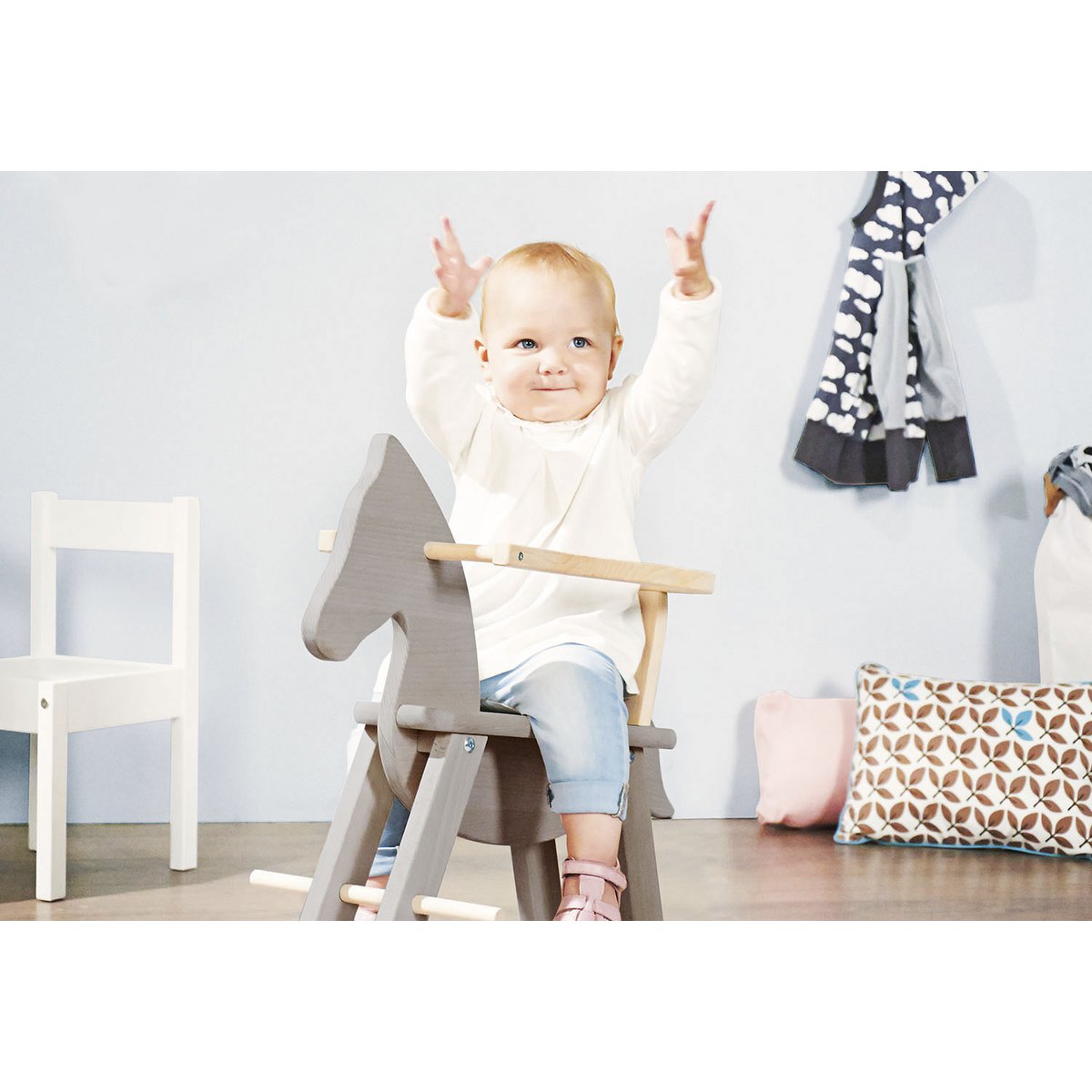Rocking horse 'Pinolino' with ring, grey/natural