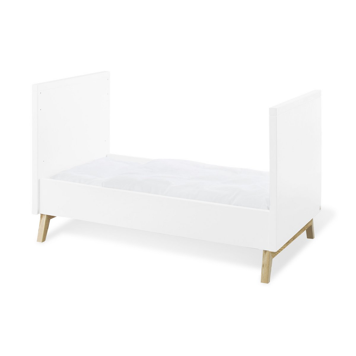 Nursery 'Riva' wide large
3 parts: cot, wide dresser, large wardrobe