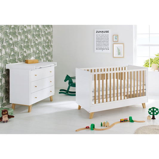 Starter set 'Pan' wide
 2 parts: cot, wide chest of drawers
