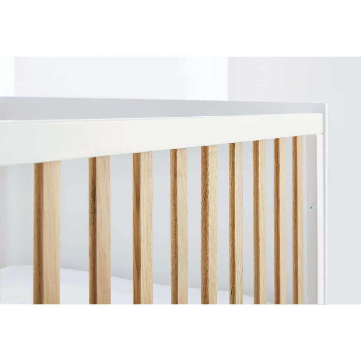 Starter set 'Pan' extra wide
 2 parts: cot, extra wide chest of drawers