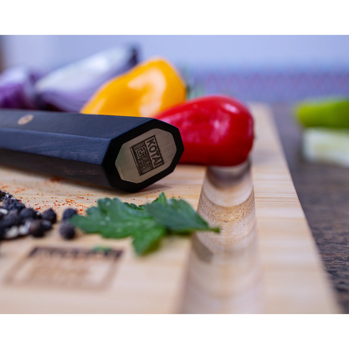 Kitchen Accessories - KOTAI Bamboo Cutting Board with Juice Groove and Hidden Handles - 40 x 30 x 2 cm