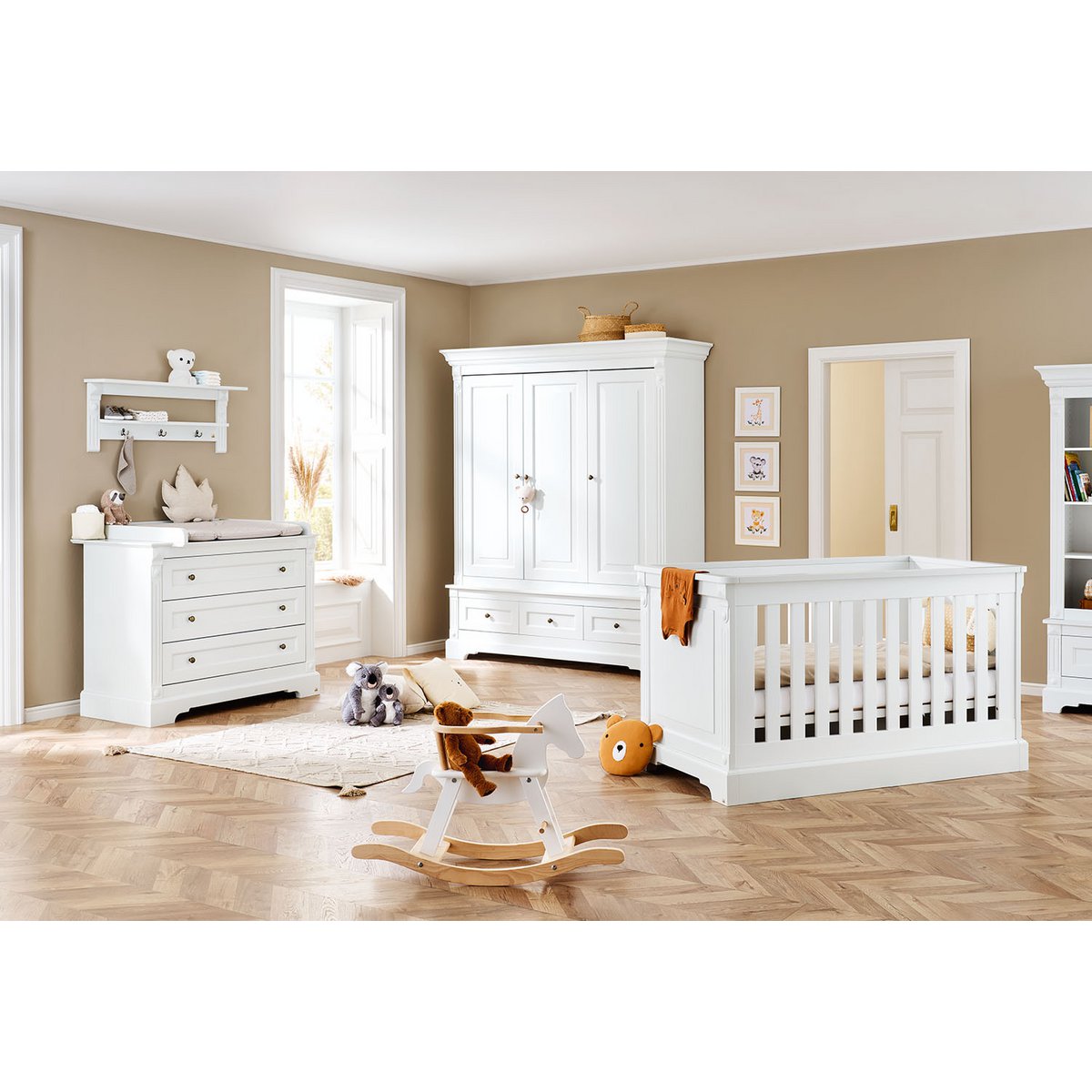 Nursery 'Emilia' wide large, incl. wall shelf
 4 parts: bed, wide chest of drawers, large wardrobe, wall shelf