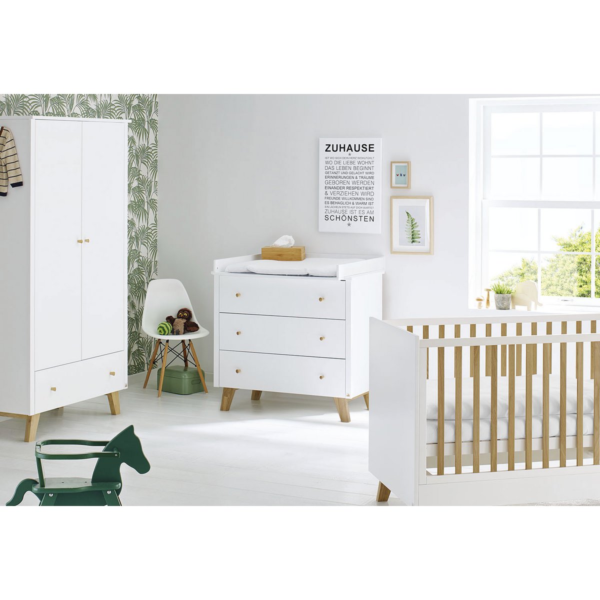 Chest of drawers 'Pan' wide