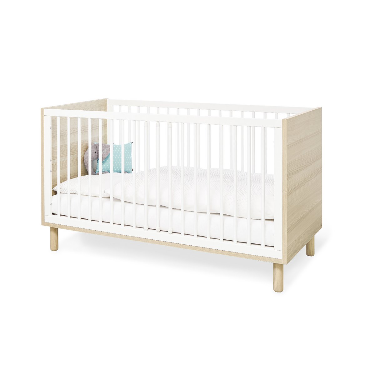 Starter set 'Flow' wide
 2 parts: cot, wide chest of drawers