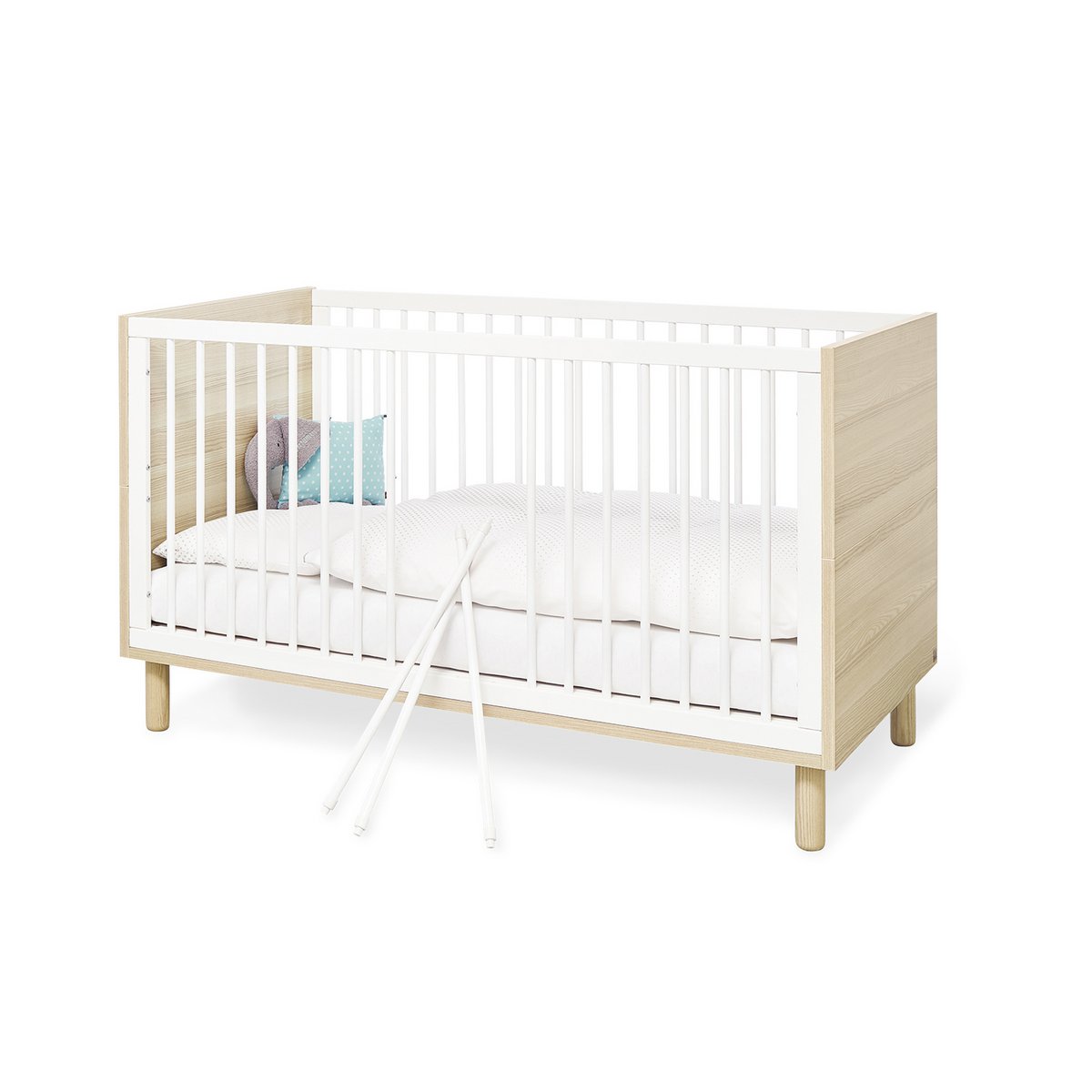 Starter set 'Flow' wide
 2 parts: cot, wide chest of drawers