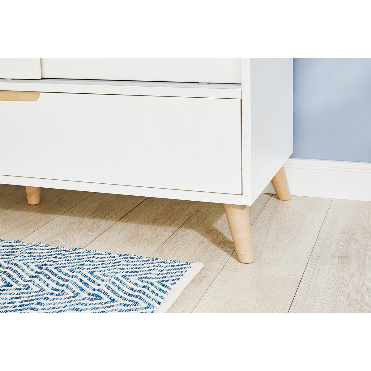 Nursery 'Move' wide large
 3 parts: cot, wide dresser, large wardrobe