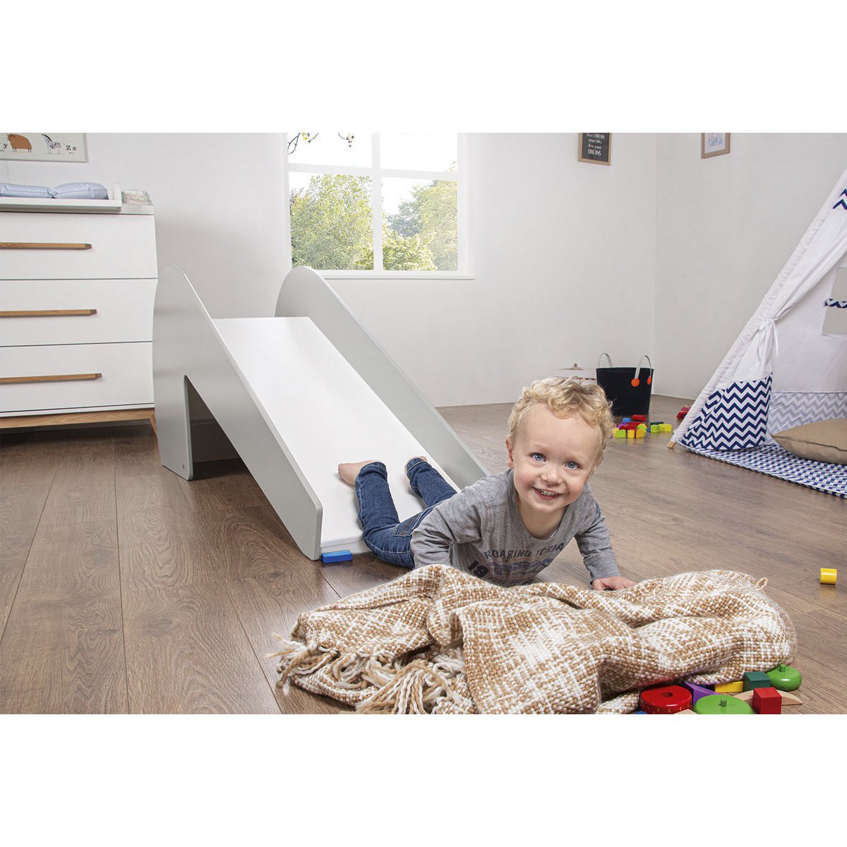 Indoor slide 'Lotta', grey/white