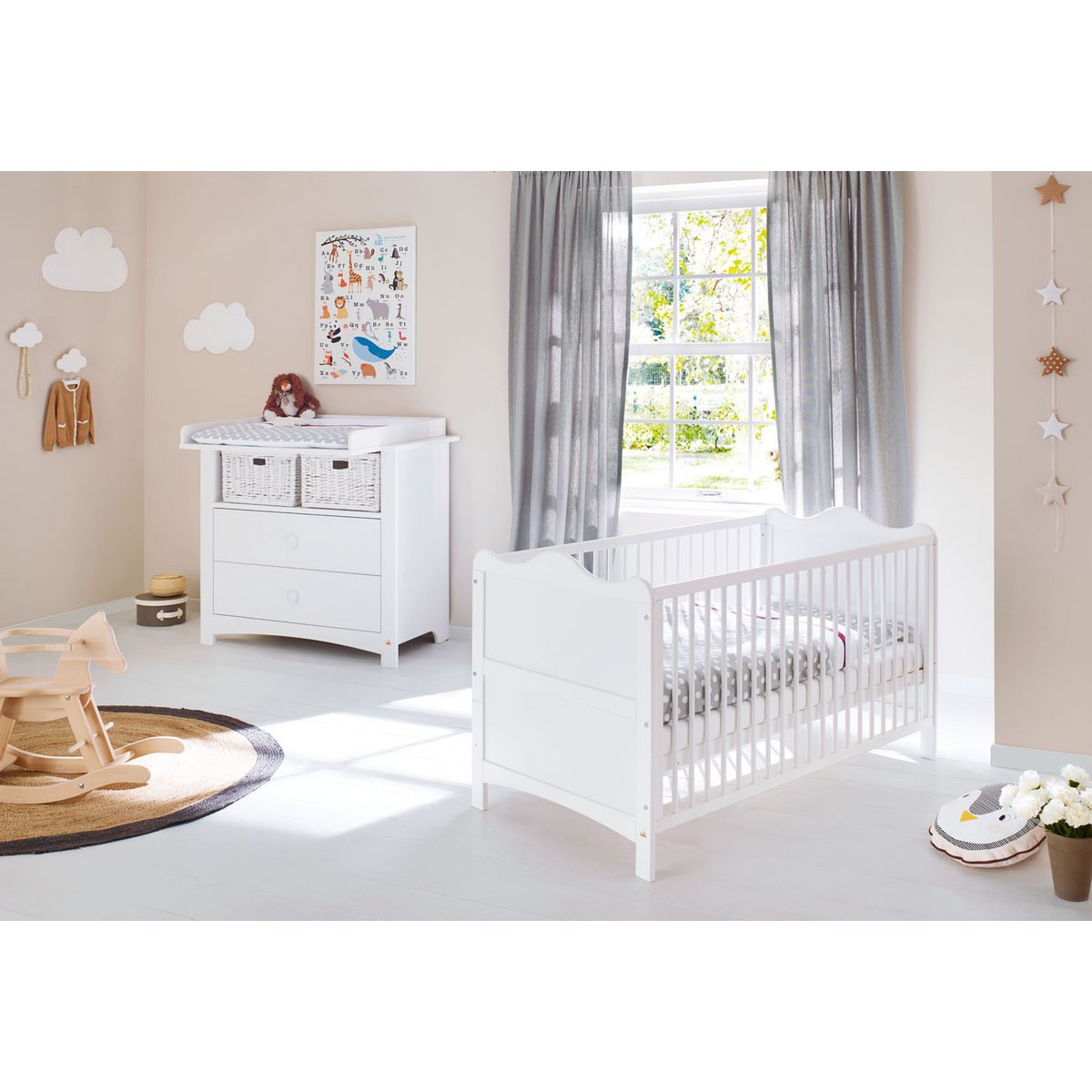 Starter set 'Florentina' wide
 2 parts: cot, wide chest of drawers