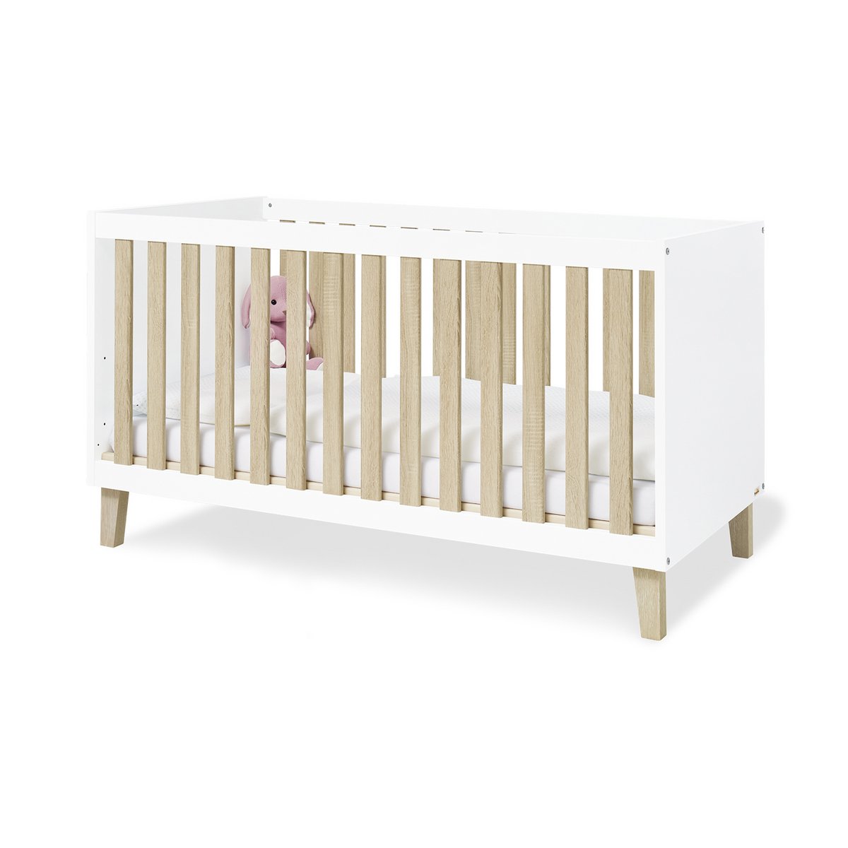 Starter set 'Lumi' extra wide
 2 parts: cot, extra wide chest of drawers