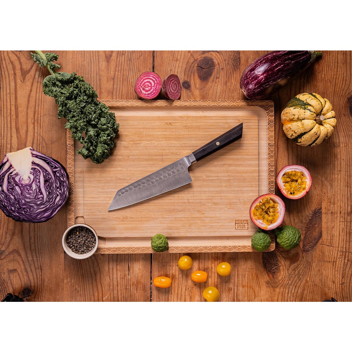 Knife - Bunka Santoku with bamboo Saya and bamboo box - 170 mm blade