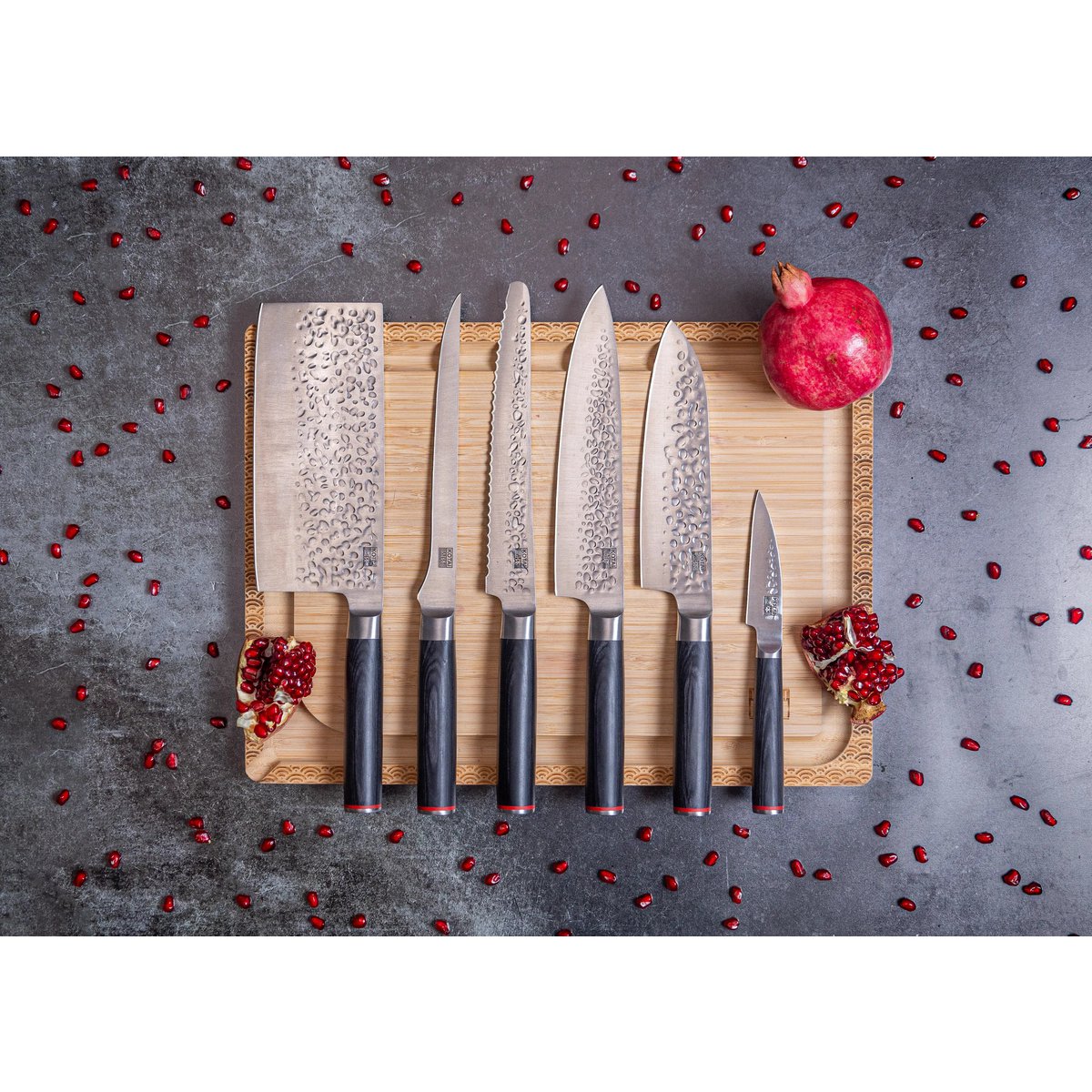 Knife and kitchen accessory set - The complete set Traveler Edition (B): 6 knives (paring knife + santoku + gyuto + filleting knife + bread knife + cleaver) + 2 accessories (sharpening steel + 100% cotton roll-up knife bag)