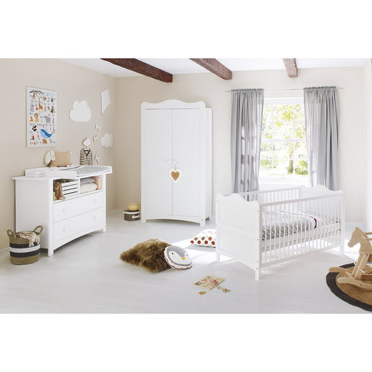 Nursery 'Florentina' extra wide
 3 parts: cot, extra wide chest of drawers, 2-door wardrobe
