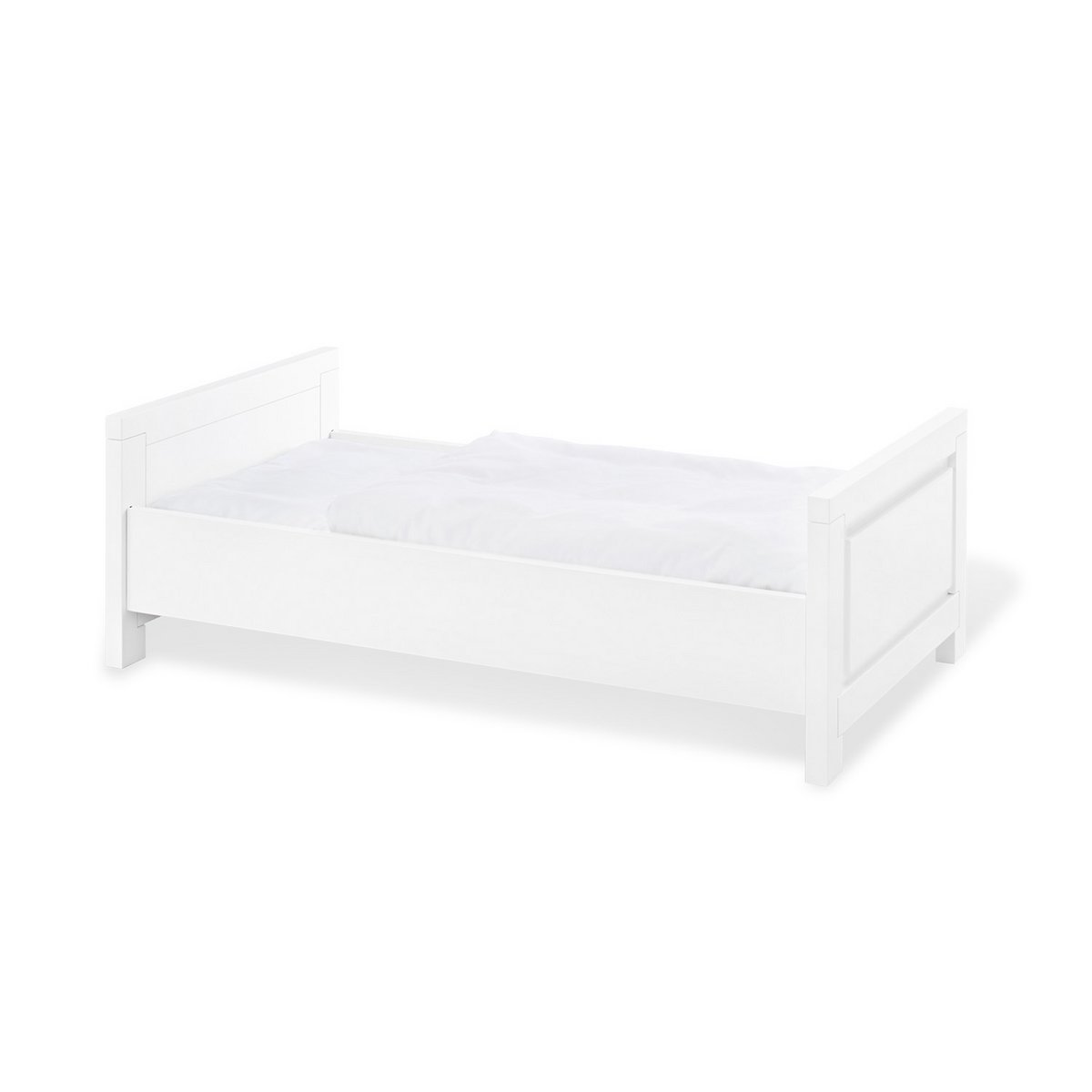 Starter set 'Milk' extra wide
 2 parts: cot, extra wide chest of drawers