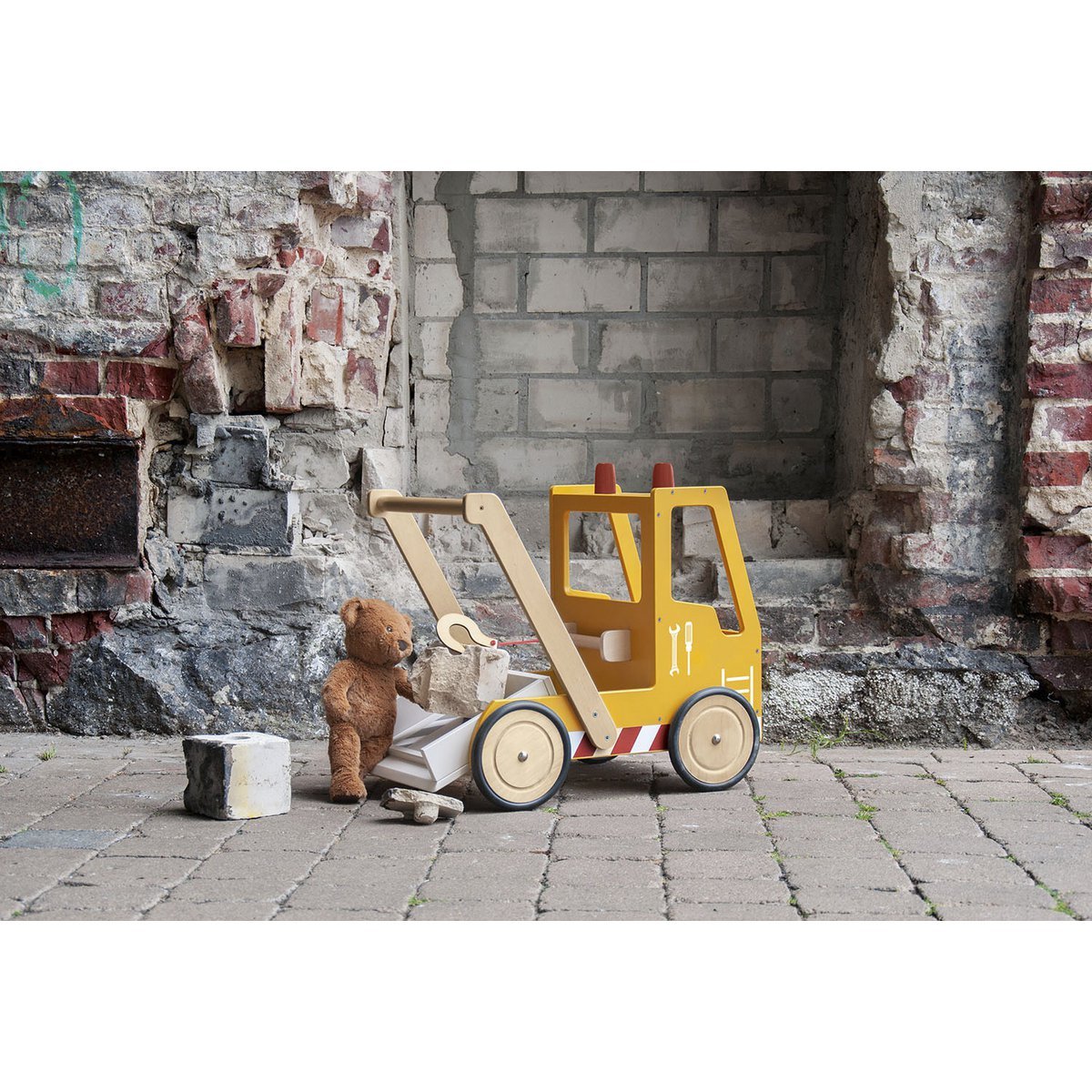 Leather walker 'Pannendienst Fred'