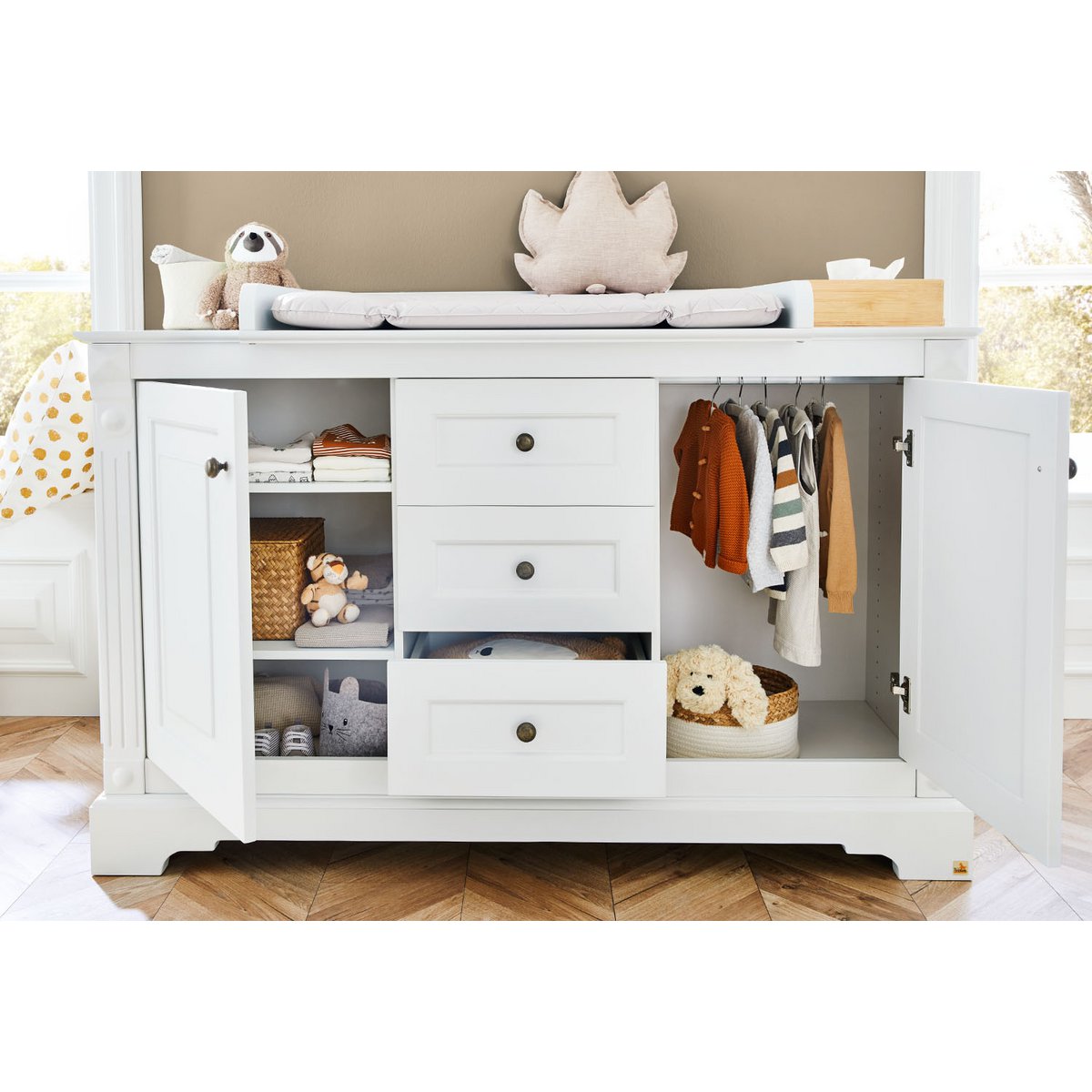 Nursery 'Emilia' extra wide large
 3 parts: cot, extra wide dresser, large wardrobe