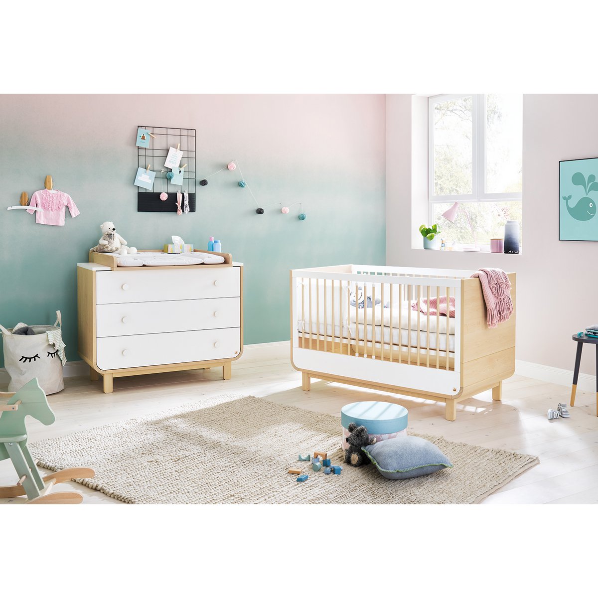 Starter set 'Round' wide 2 parts: cot, wide chest of drawers