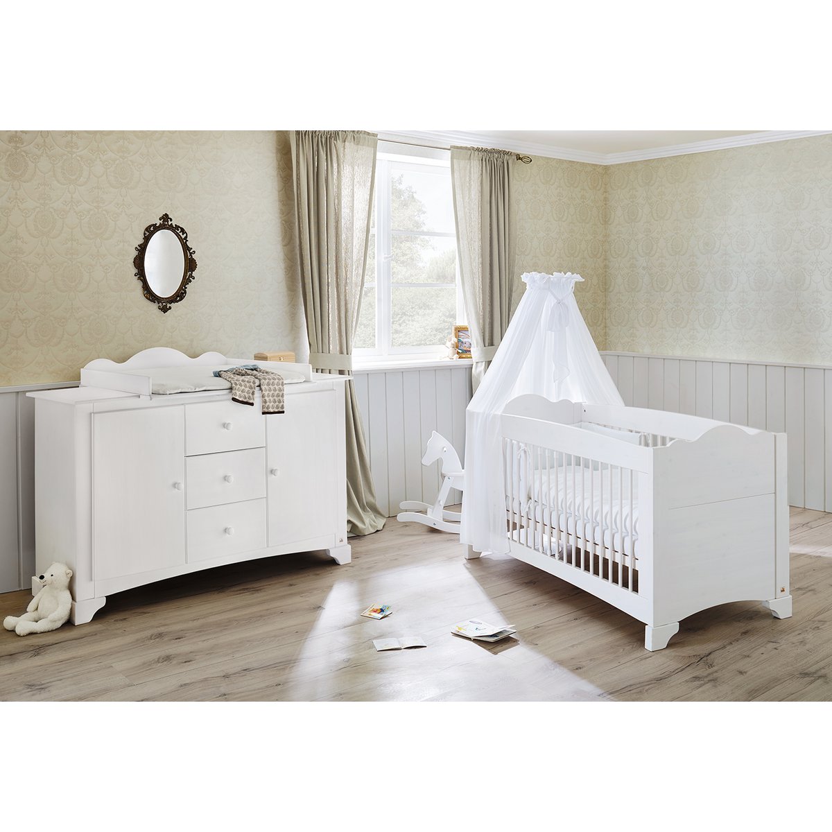 Starter set 'Pino' extra wide
 2 parts: cot, extra wide chest of drawers