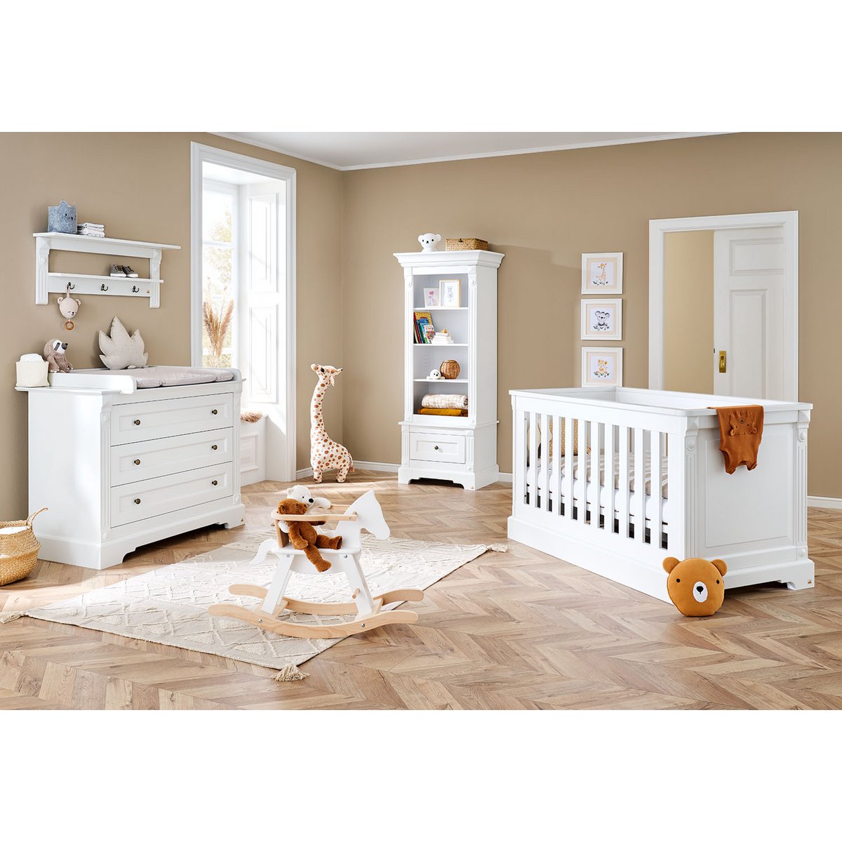 Starter set 'Emilia' wide, incl. wall shelf
 3 parts: cot, wide dresser, wall shelf